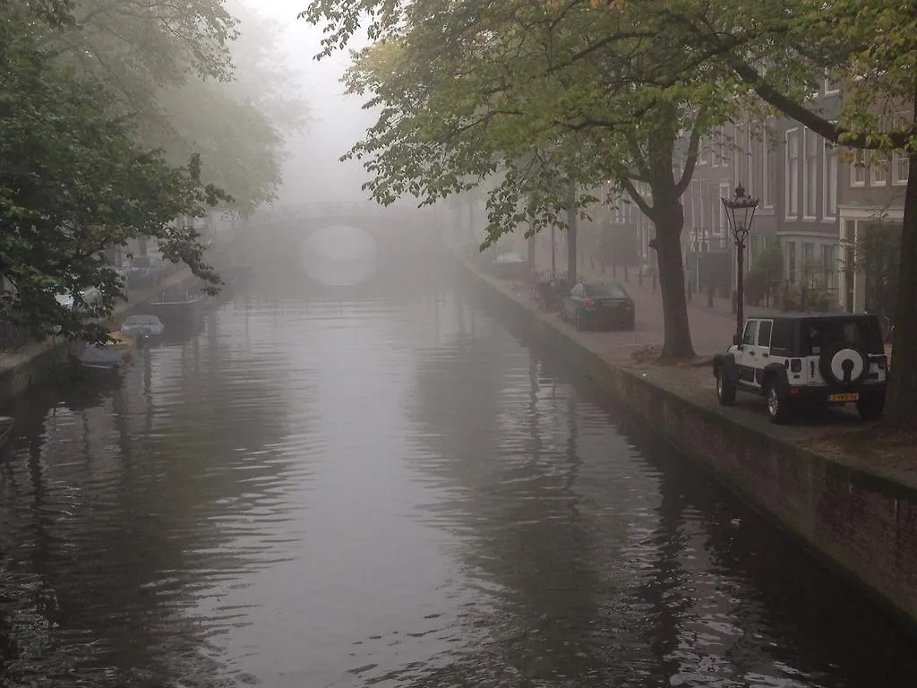 The Vanguard Bed & Breakfast Amsterdam