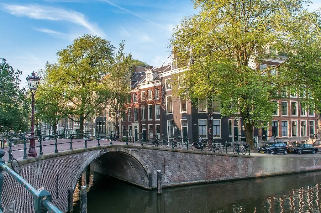 The Vanguard Bed & Breakfast Amsterdam