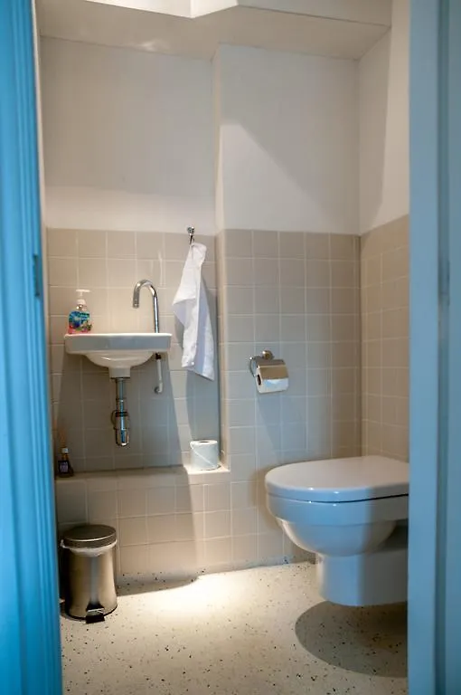 The Vanguard Bed & Breakfast Amsterdam